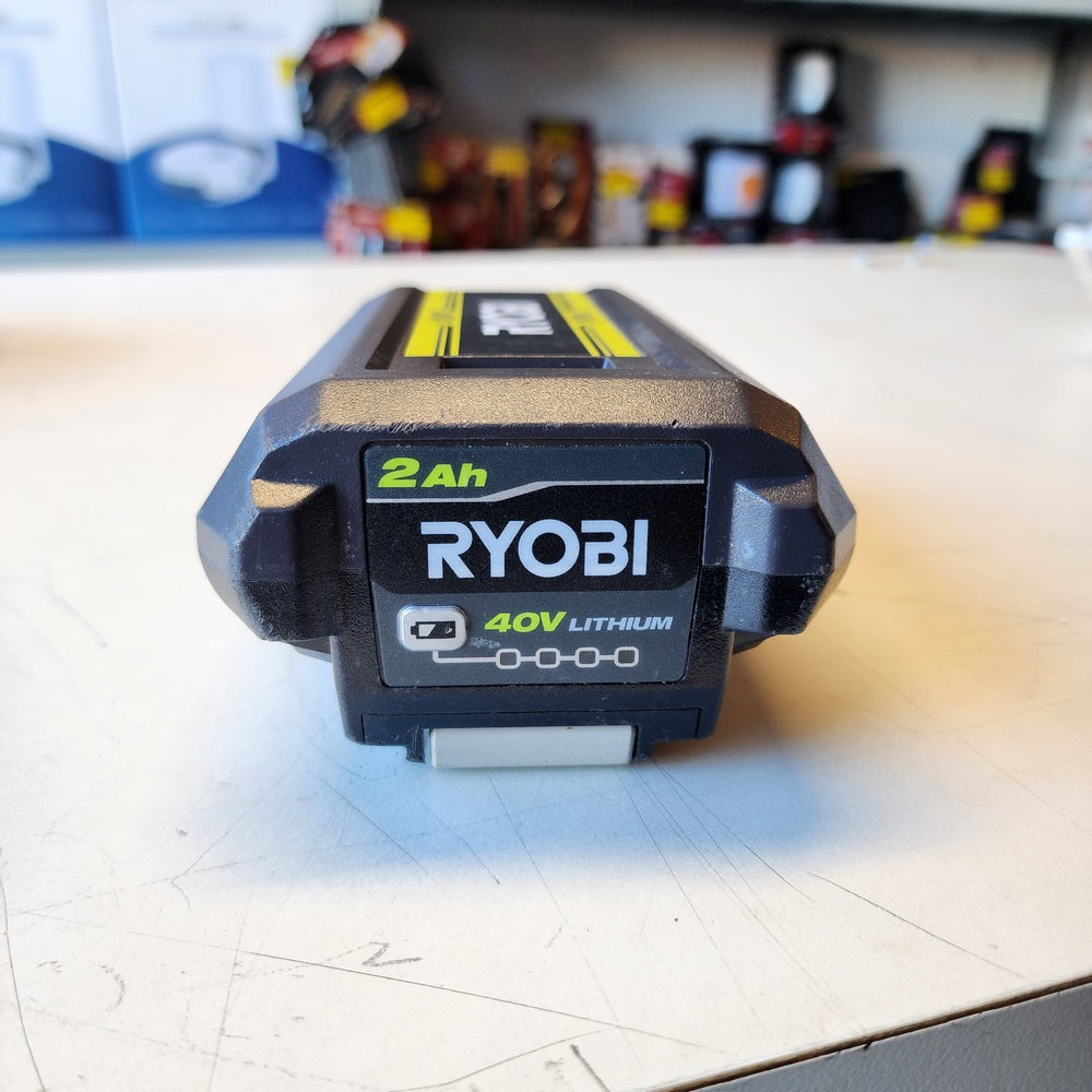 40V Lithium-Ion 2.0 Ah Battery 40V Lithium-Ion 2.0 Ah Battery